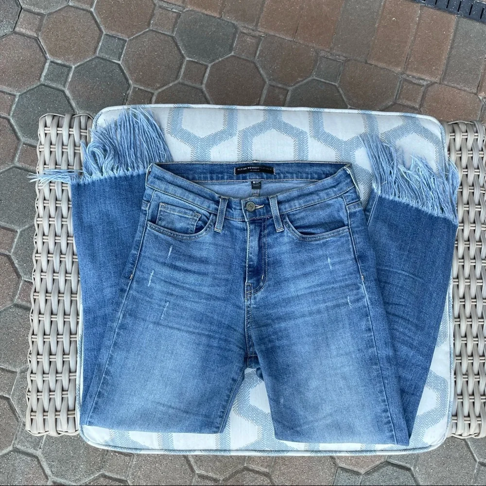 Flying monkey jeans w frayed hem - Picture 8 of 12